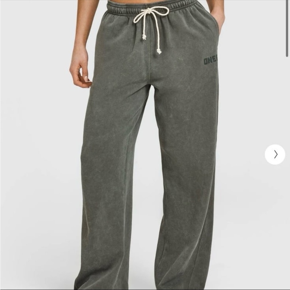 NWT Oner Active Raw Lounge Wide Leg Joggers Washed Dark Khaki XS - Short Length